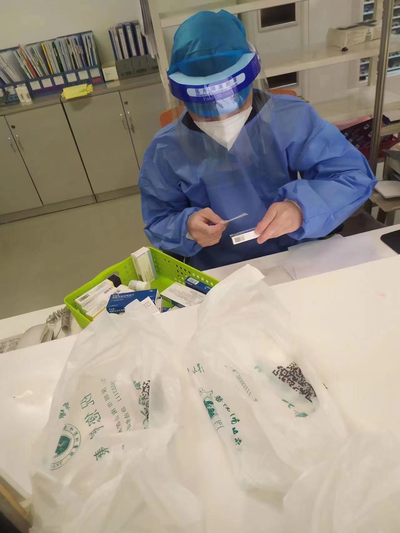 当日达、次日达！深圳邮政联手互联网医院开启送药到家新篇章，首站落地蛇口人民医院